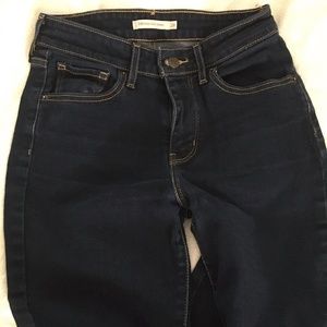 Levi ladies jeans size 26 skinny blue